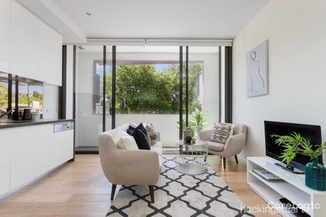 Property photo of 102/160 Union Road Surrey Hills VIC 3127