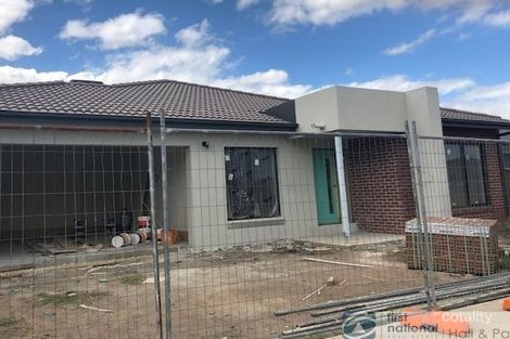 Property photo of 28 Highmount Drive Hampton Park VIC 3976