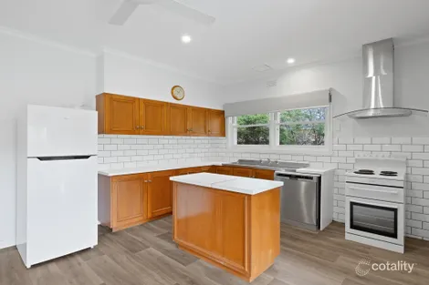Property photo of 10 Amos Avenue Benalla VIC 3672
