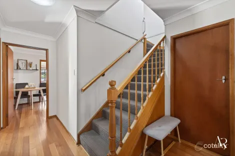 Property photo of 64 Flinders Road Georges Hall NSW 2198