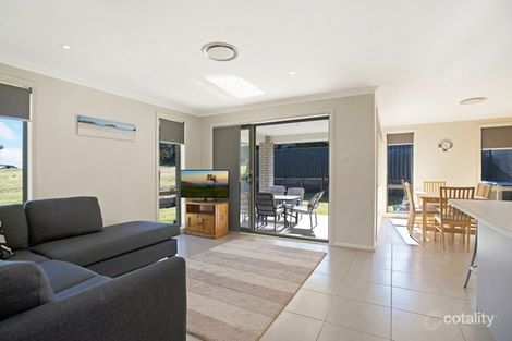 Property photo of 41 Laurie Drive Raworth NSW 2321