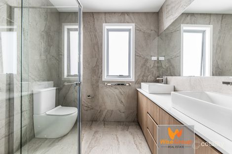 Property photo of 22 Prosperous Way Cranbourne East VIC 3977