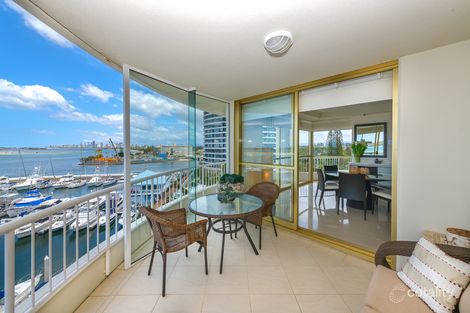 Property photo of 12/19 Oatland Esplanade Runaway Bay QLD 4216