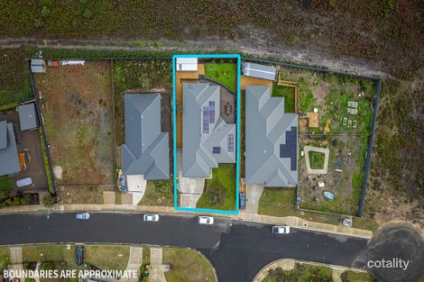 Property photo of 15 Hillmorton Road Lindisfarne TAS 7015