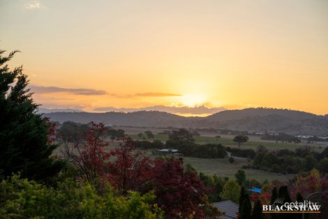 Property photo of 13 Eucalypt Rise Jerrabomberra NSW 2619