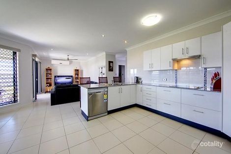 Property photo of 14 Lochern Way Bushland Beach QLD 4818