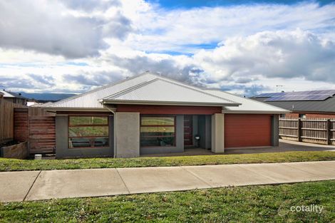 Property photo of 20 Hurst Street Gisborne VIC 3437