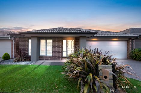 Property photo of 31 Chartwell Avenue Truganina VIC 3029