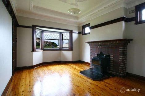 2 Jutland Ave, Wollongong, NSW 2500