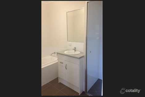 Property photo of 6 Sharp Crescent Branyan QLD 4670