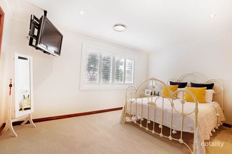 Property photo of 18 Aintree Close Casula NSW 2170