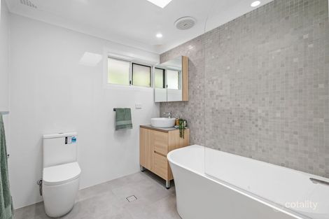 Property photo of 3 Wakefield Close Kariong NSW 2250