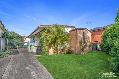 Property photo of 5 Jasper Street Bonnyrigg NSW 2177