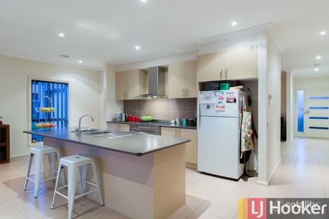 Property photo of 27 Flinders Park Drive Officer VIC 3809