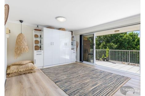 11/18 Abalone Ave, Paradise Point, QLD 4216