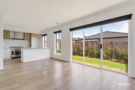 Property photo of 16 Possum Drive Beveridge VIC 3753