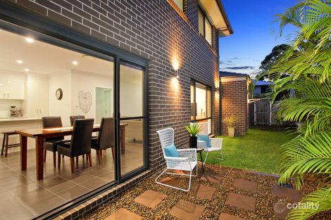 Property photo of 19 Kingfisher Way Warriewood NSW 2102