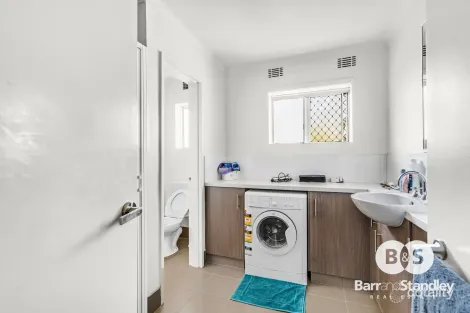 Property photo of 45/1 Stallard Place Withers WA 6230