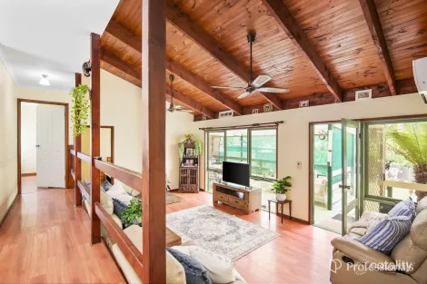 Property photo of 12 Carroll Avenue Millgrove VIC 3799