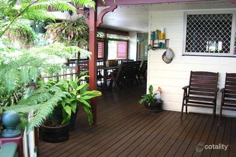 Property photo of 13 Dunnes Avenue Hope Island QLD 4212