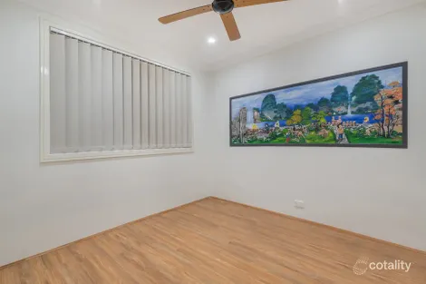 Property photo of 21 Coolatai Crescent Bossley Park NSW 2176