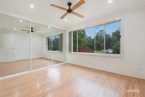 Property photo of 21 Coolatai Crescent Bossley Park NSW 2176