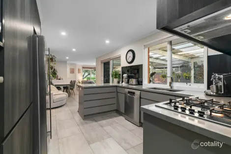 Property photo of 19 Archer Close Lilydale VIC 3140