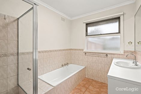 Property photo of 18 Pamay Road Mount Waverley VIC 3149