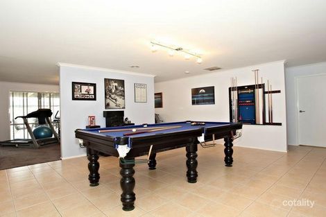 Property photo of 10 Serrata Street Cranbourne West VIC 3977