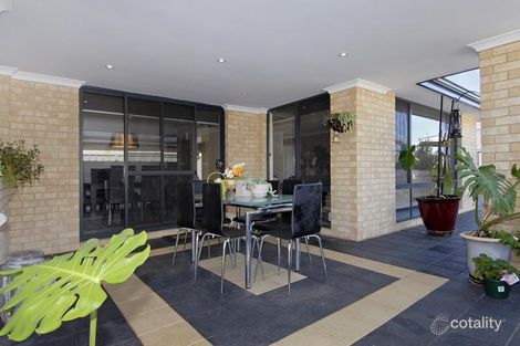Property photo of 206 Runnymede Gate Leda WA 6170