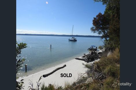 4 Fraser Ct, Tinnanbar, QLD 4650