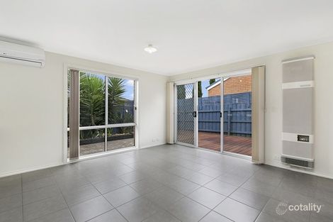 Property photo of 2/245-247 Monahans Road Cranbourne West VIC 3977
