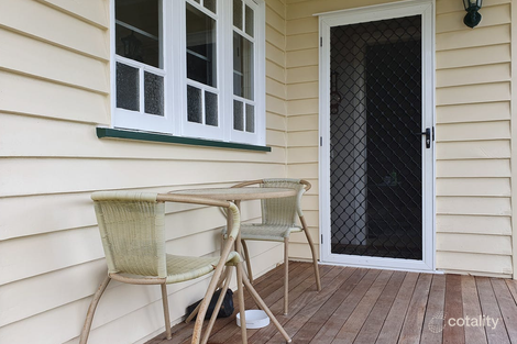 43 Macintyre St, Leyburn, QLD 4365