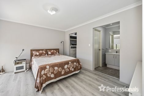 Property photo of 14 Hooded Chase Alkimos WA 6038