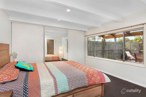 Property photo of 18 Aldinga Drive Wamberal NSW 2260
