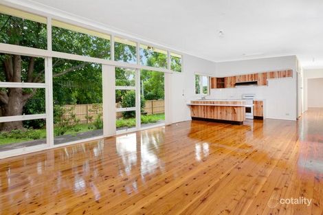 125 Mcintosh Rd, Narraweena, NSW 2099