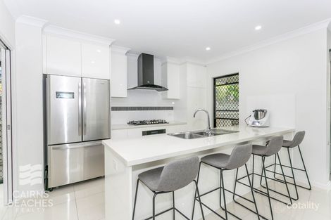 Property photo of 22 Arrowsmith Close Smithfield QLD 4878