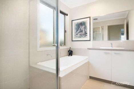 Property photo of 12 Isaacs Walk Point Cook VIC 3030