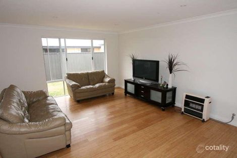 Property photo of 4 Songlark Court Baldivis WA 6171