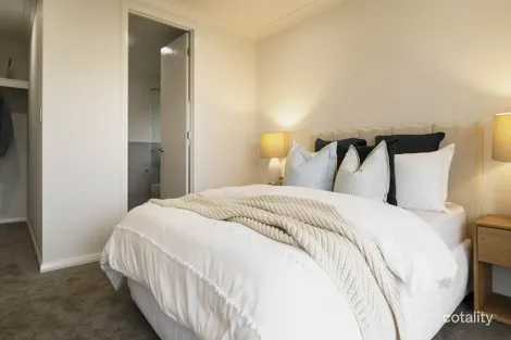 Property photo of 4 Karinyup Circuit Heddon Greta NSW 2321