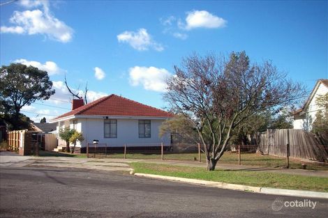 Property photo of 4 Oak Court Braybrook VIC 3019