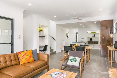 Property photo of 1 Edge Court Manoora QLD 4870