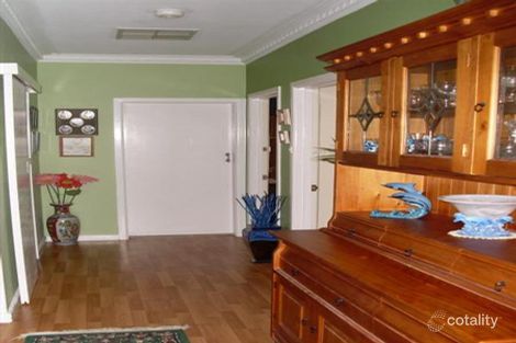 Property photo of 33 Wavell Street Horsham VIC 3400