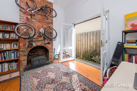 Property photo of 11 Turnbull Grove Northcote VIC 3070
