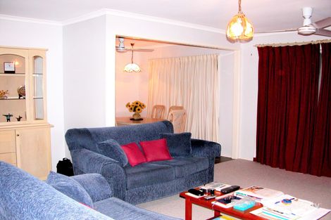 Property photo of 3 Ebrill Street Jamboree Heights QLD 4074