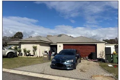 Property photo of 10 Laverick Street Haynes WA 6112