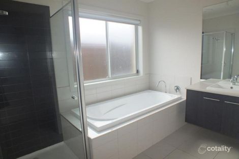 Property photo of 30 Roscommon Drive Traralgon VIC 3844