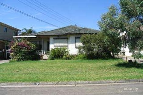 19 Eddy St, Merrylands West, NSW 2160