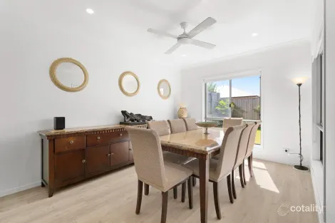 Property photo of 58 Quartz Crescent Collingwood Park QLD 4301