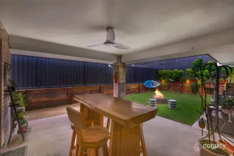 Property photo of 8 Excalibur Crescent Southside QLD 4570